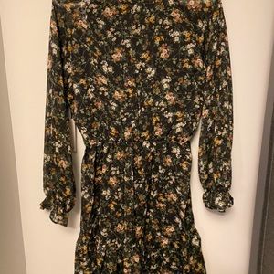 BNWT - Dex long Sleeve Floral dress